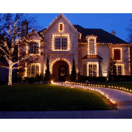 Волшебство светодиодного освещения: преображаем фасад дома к Новому году
