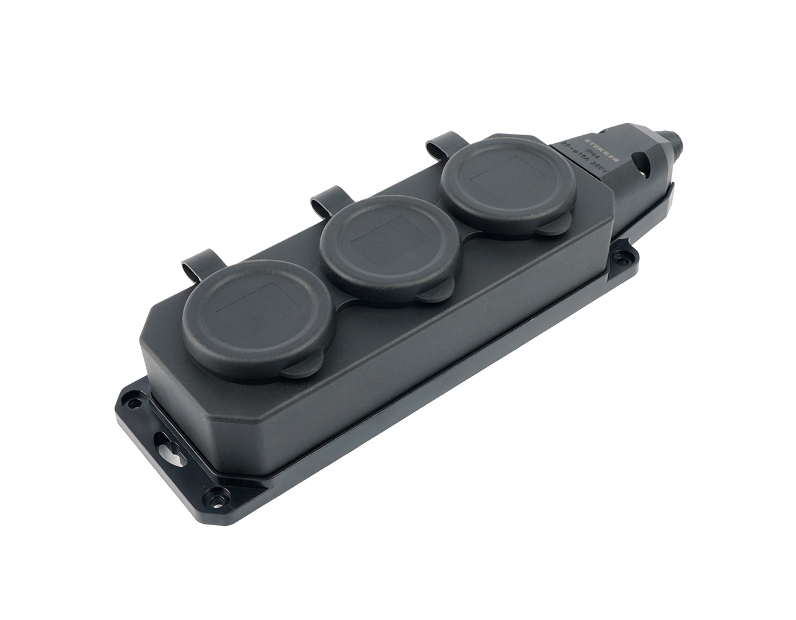 Розетка переносная 3-местная c/з STEKKER,RST16-3-44, 250В, 16А, IP44, черный
