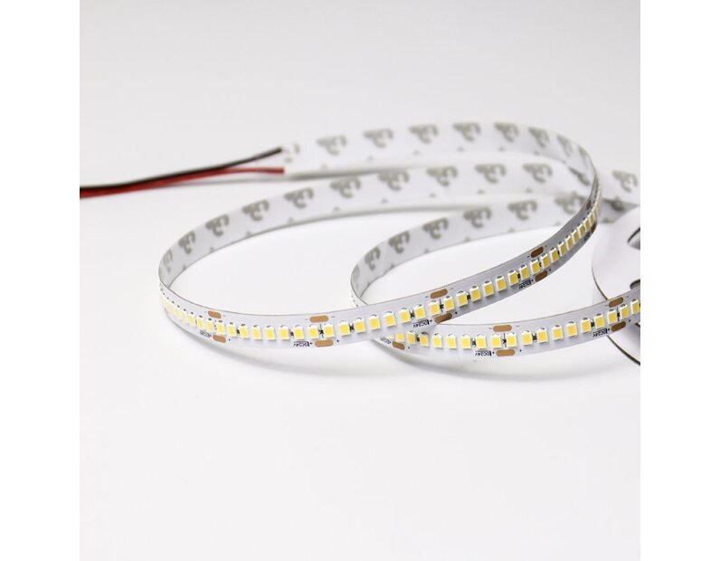 Лента светодиодная LUX, 2835, 240 LED/м, 14,4 Вт/м, 24В, IP33, Нейтральный белый (4000K) DSG-HE2240-24-WW-33