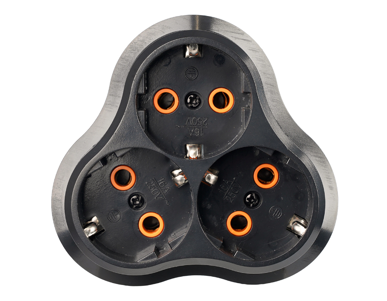 Разветвитель сетевой 3-местный с/з STEKKER ADP16-23-21, 250V, 16A, ABS пластик, черный
